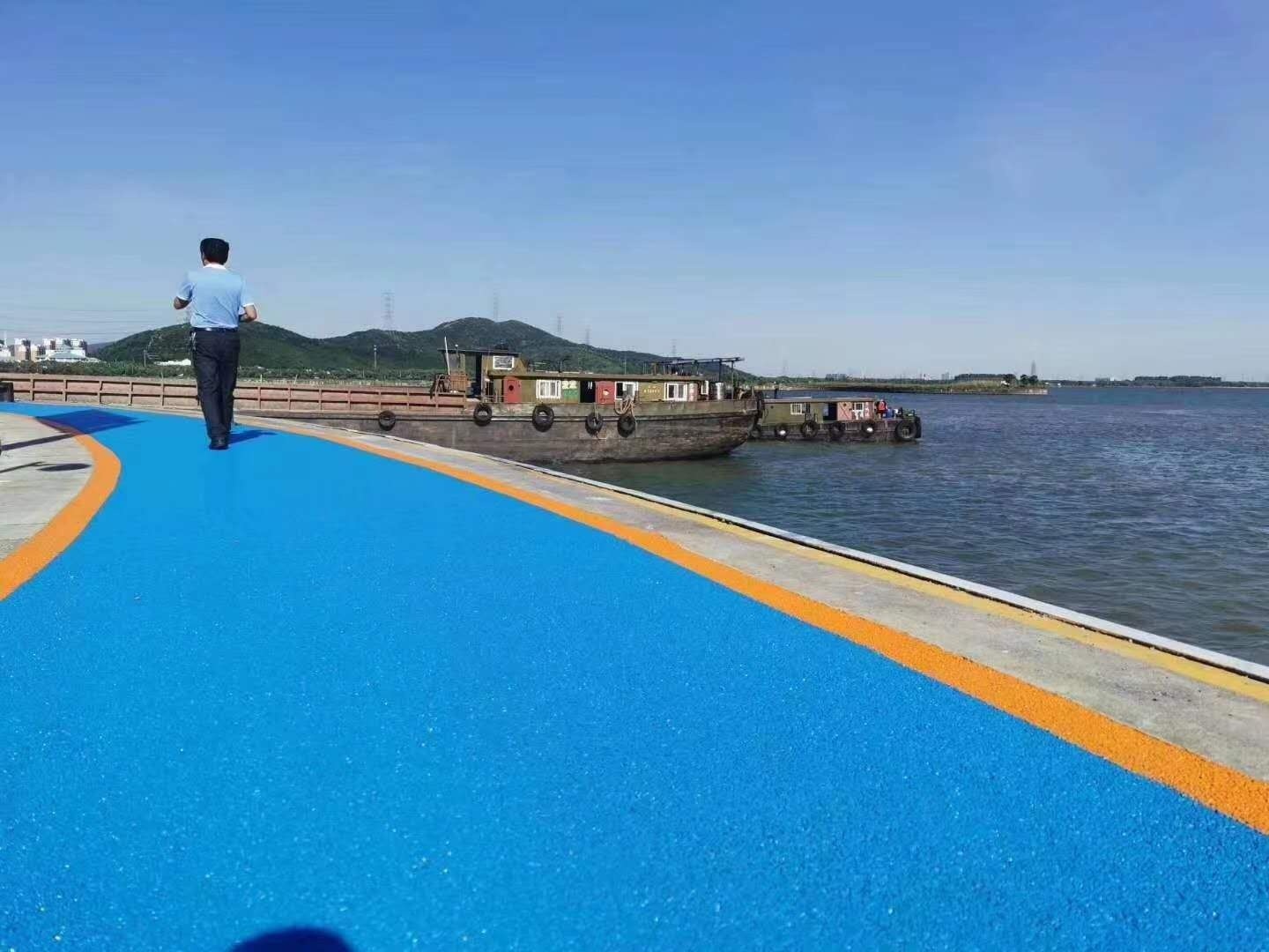 高溫天氣透水混凝土施工，我們不得不注意的事項(xiàng)有哪些呢？